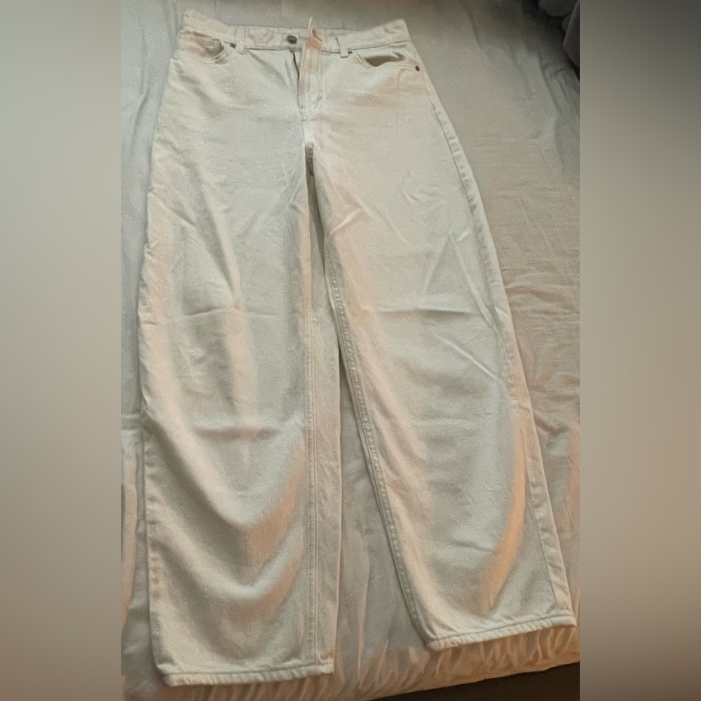 H&M Women's Barrel Loose Fit High Waist Jeans